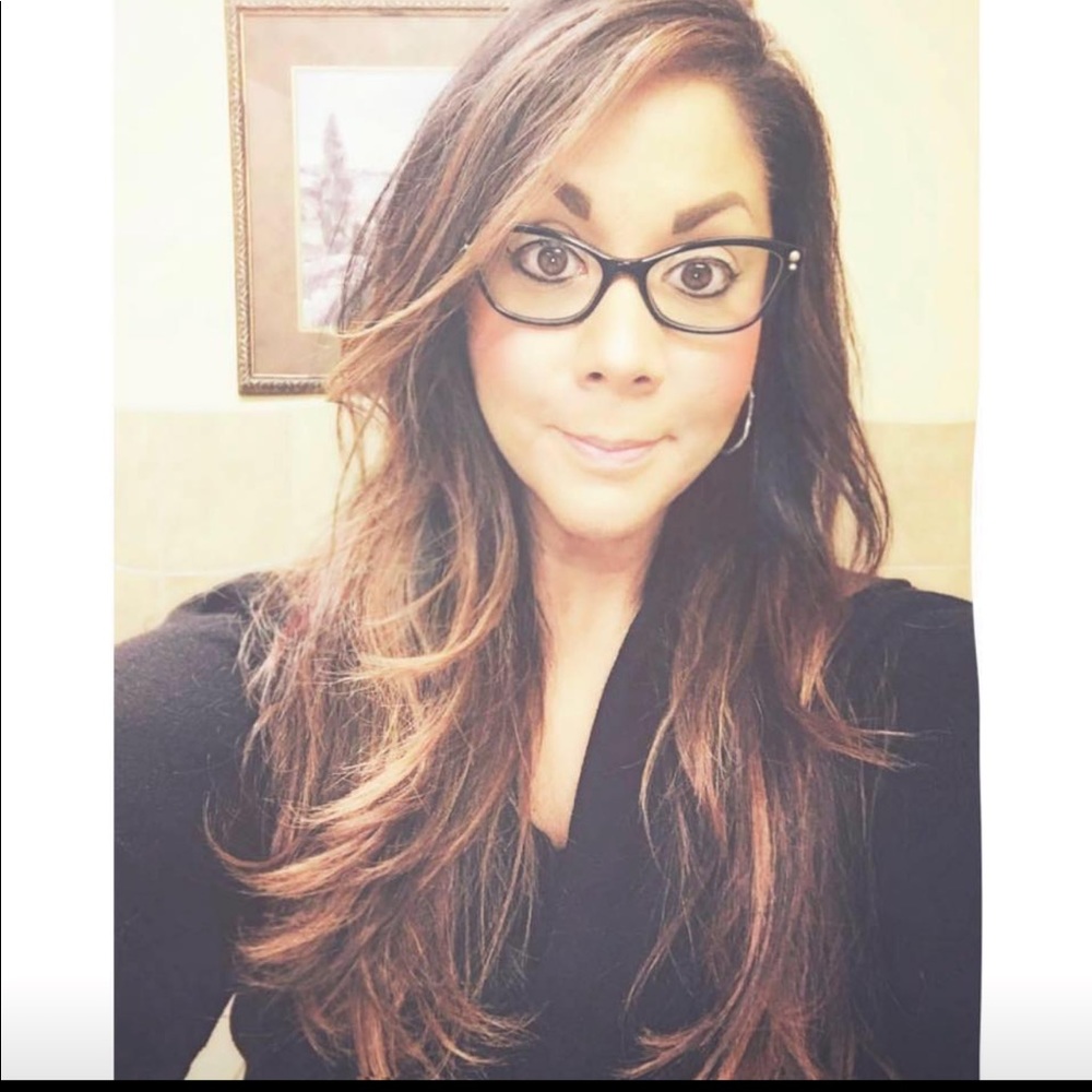 Meet your Posher, Linay
